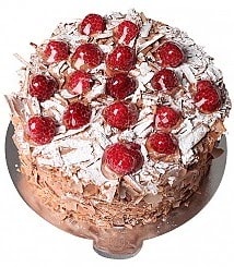 Özel Günler İçin 6–9 Kişilik Çikolatalı Frambuazlı Yaş Pasta